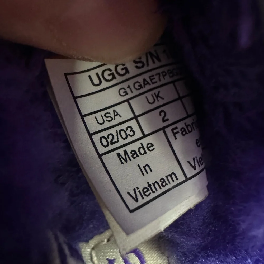 Baby UGG Purple Fluff Yeah Slide Slippers Size 2